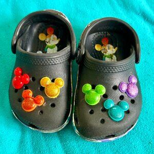 Crocs x Disney Rainbow Celebration Mickey Mouse Classic Clog Size 5C Toddler